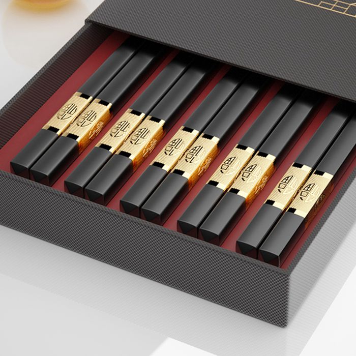 Chopsticks household high-end high-end chopsticks alloy high temperature fast titanium light luxury wind moisture-proof anti-skid mildew proof