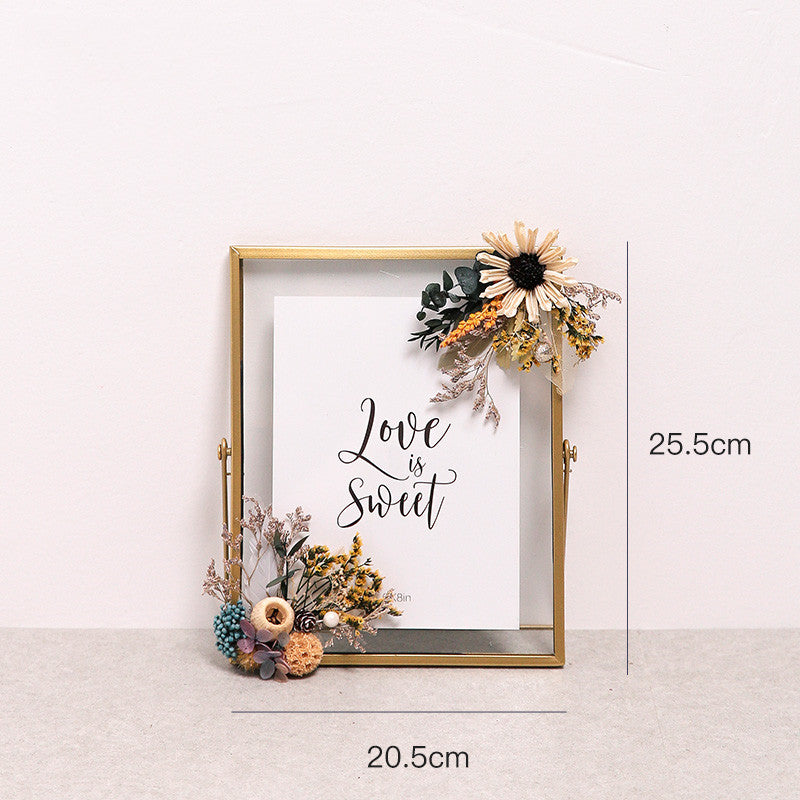 6-inch dried flowers are washed and made into photos. Metal photo frame ornaments are creative