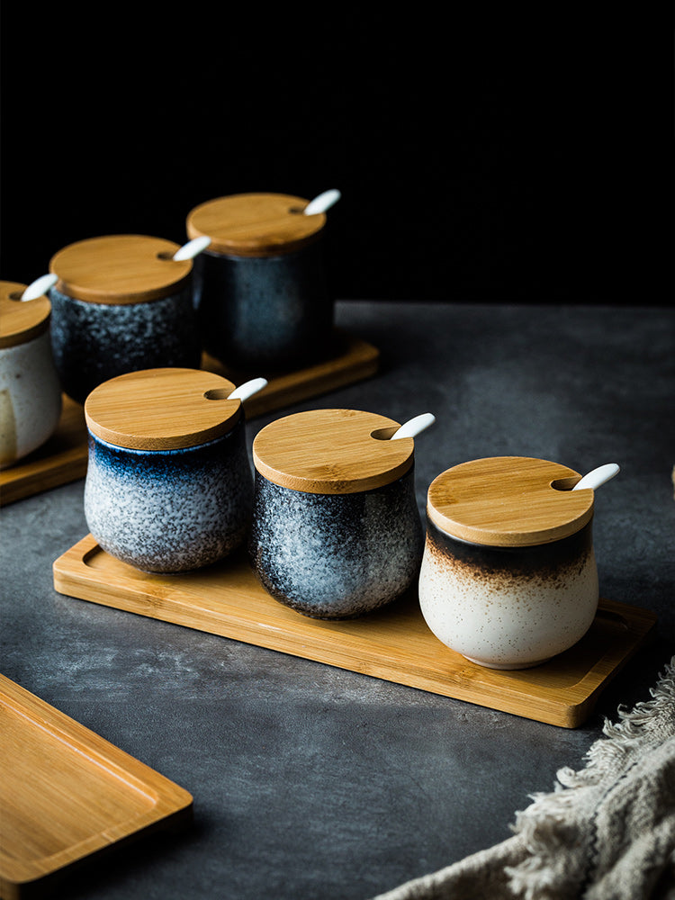 Japanese-Style Seasoning Jar Ceramic Set Restaurant Seasoning Containers with Lid Commercial Salt Tank Chili Oil Can Household Kitchen